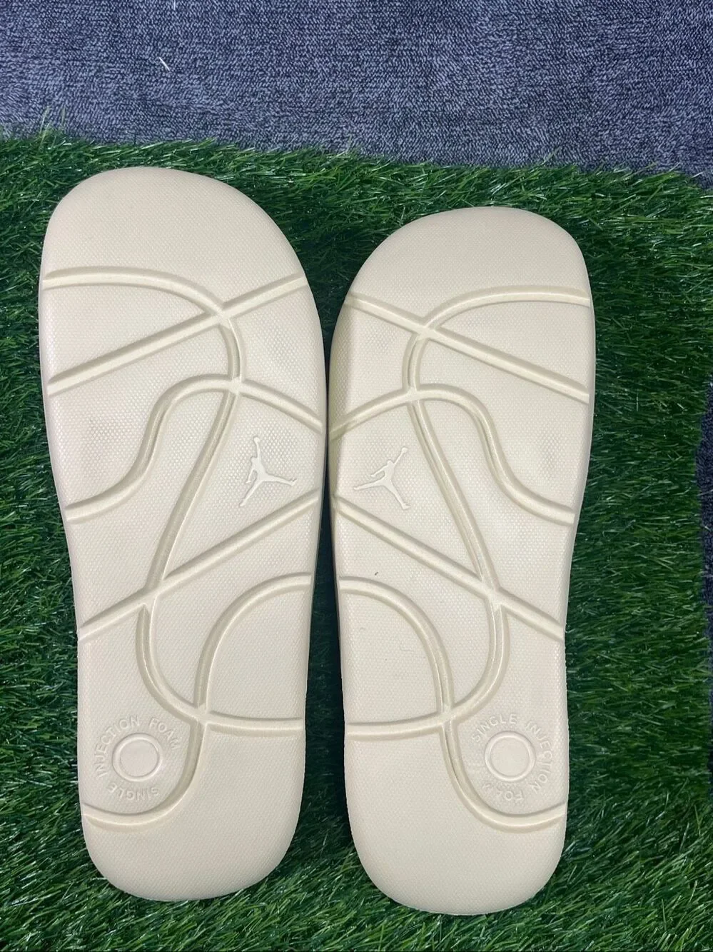 Jordan Slides Beige Cream Men’s Size 14B Comfort Foam Sandals